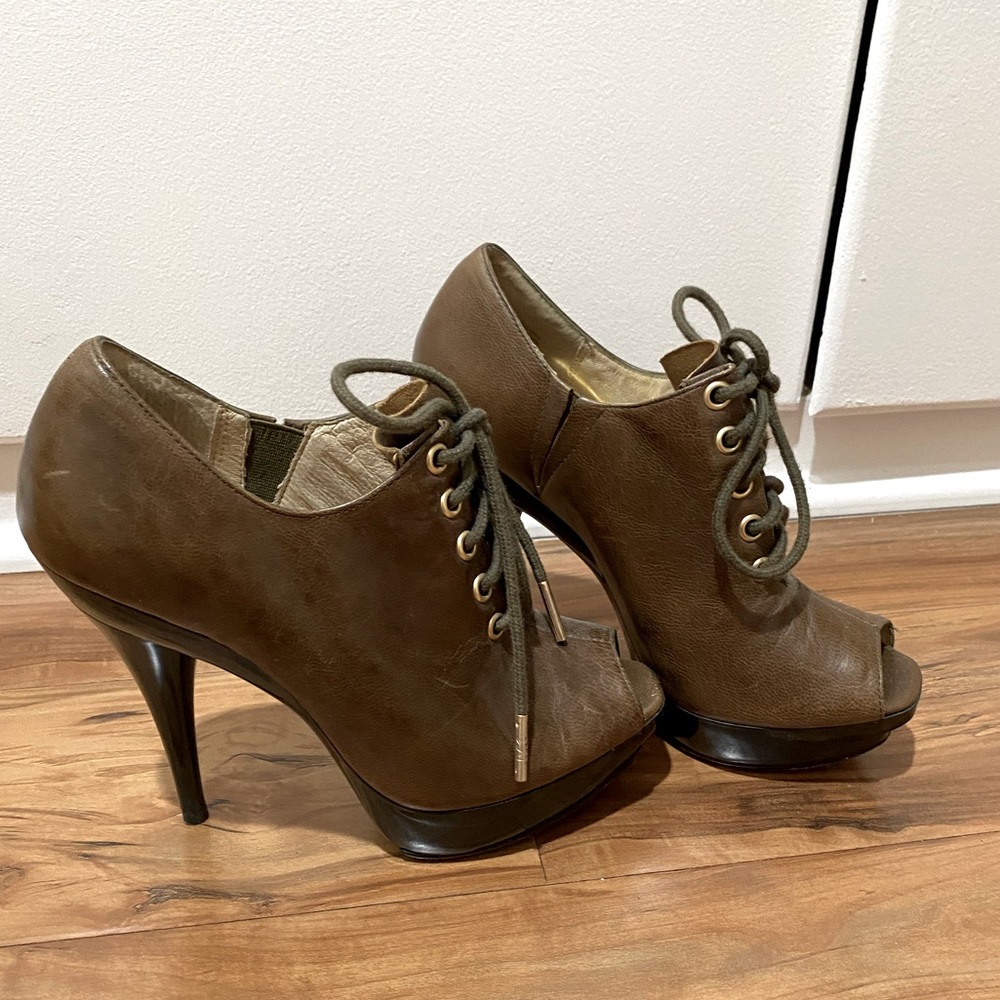 Ankle boots